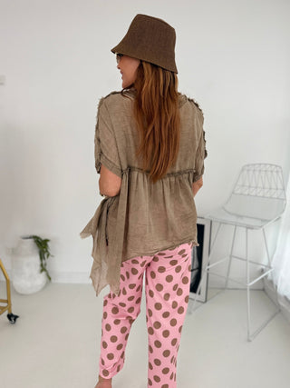 Bluse in Taupe mit used-look Saum für Damen in Onesize 36-42 - Levelone GmbH & Co. KG