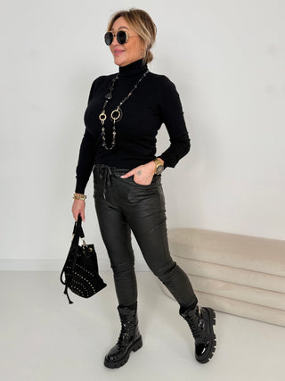 Pantalón piel elastizada 2511084